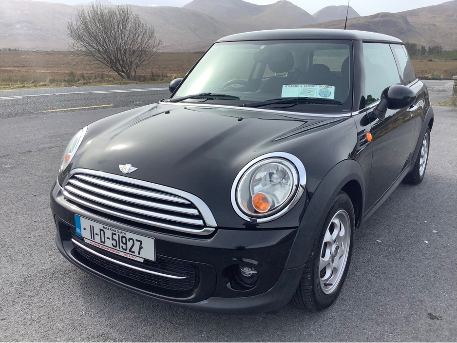 2011 MINI Hatch - image 22