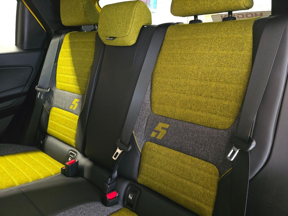 2025 Renault 5 Iconic Five 52kWh 150BHP * Best Range & Spec *