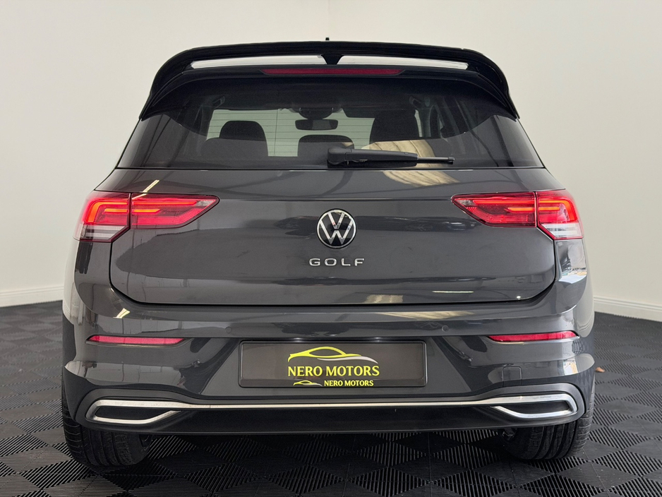 2021 Volkswagen Golf - image 8