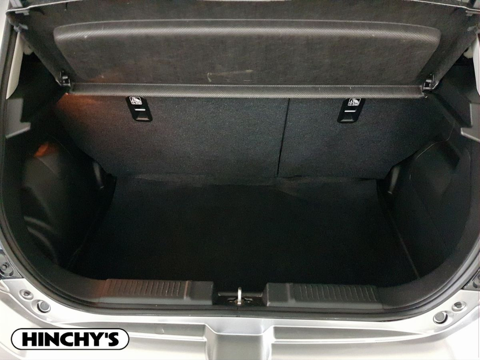 2025 Suzuki Swift - image 9