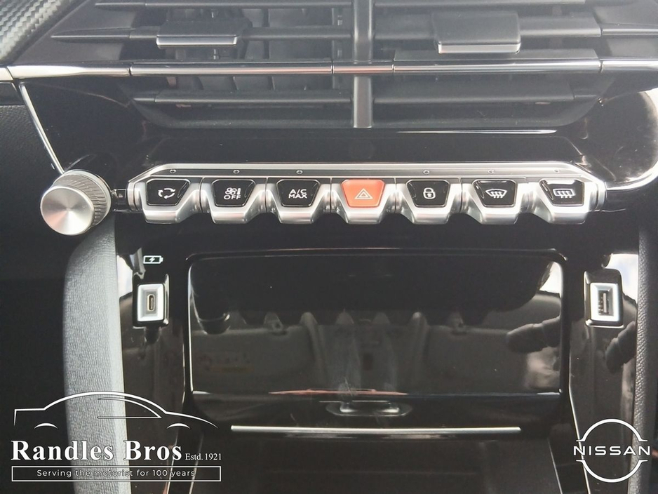 2022 Peugeot 2008 - image 19