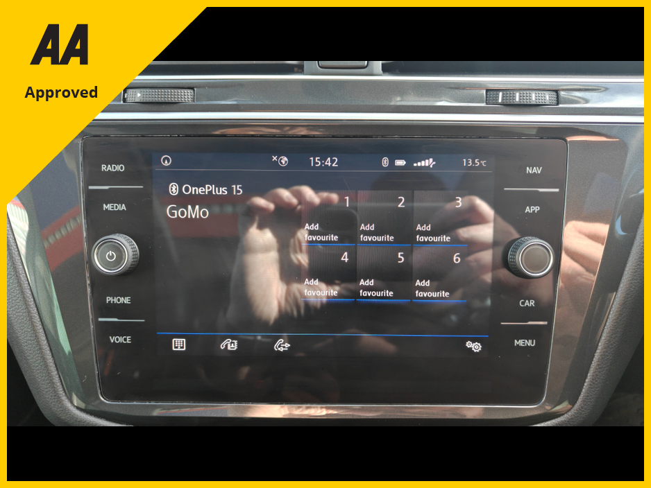 2020 Volkswagen Tiguan - image 26