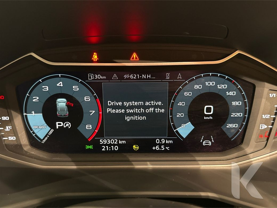 2022 Audi A1 S-LINE - YELLOW/BLACK TWO TONE - PADDLE SHIFT - CRUISE CONTROL - HEATED SEAT - DIGITAL DASH - REVERSE CAMERA €25,950