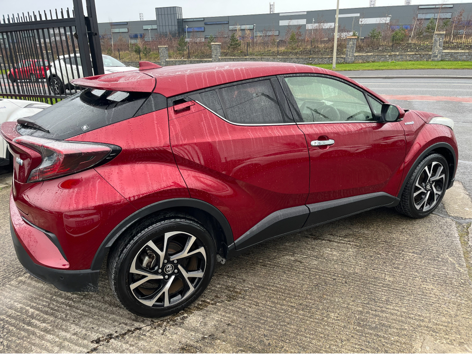 2018 Toyota C-HR 1.8 HYBRID AUTO LOW KM HIGH SPEC €18,450