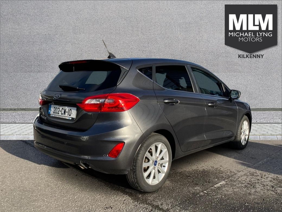 2020 Ford Fiesta - image 7