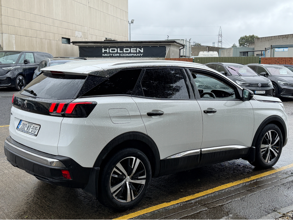 2020 Peugeot 3008 WIRELESS PHONE CHARGER..2 KEYS €8,048