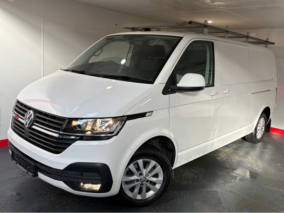 2023 Volkswagen Transporter - image 2