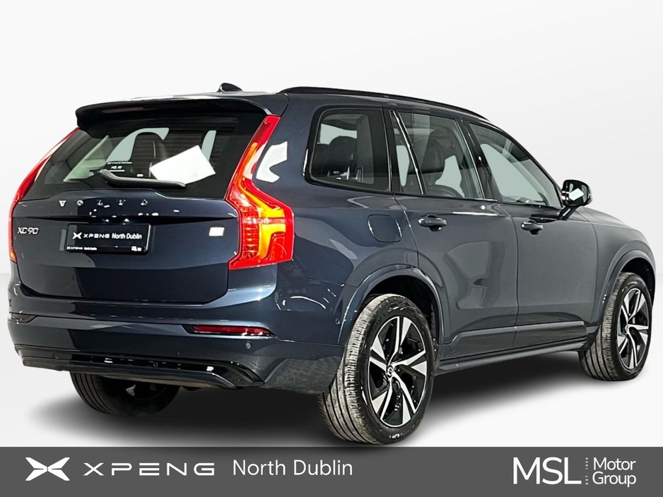 2023 Volvo XC90 - image 3