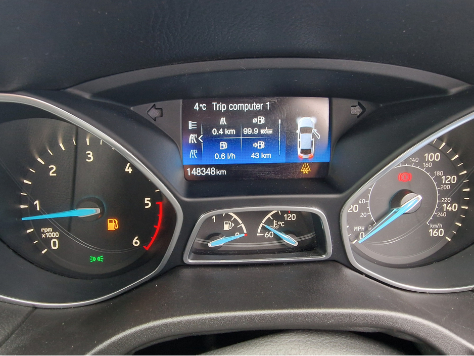 2015 Ford Focus - image 14