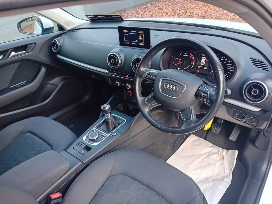 2016 Audi A3 - image 10