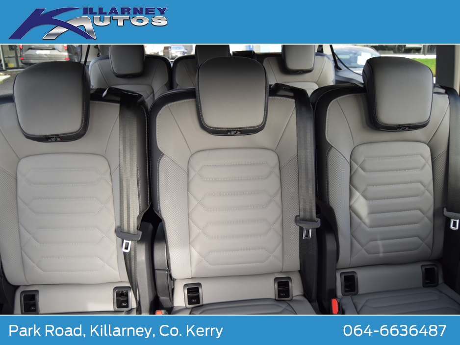 2026 Ford Tourneo Custom 2026 PHEV Tourneo Custom Limited 2.5 Auto