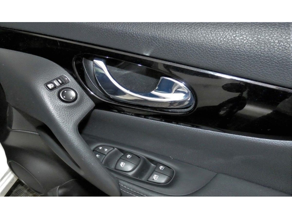 2018 Nissan Qashqai 1.5 DCI N-CONNECTA 6SPD *PANORAMIC ROOF*360 PAN CAM*SAT NAV* €18,890