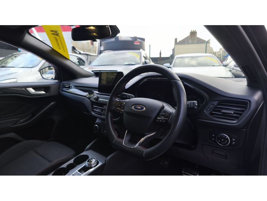 2020 Ford Focus ST-LINE Automatic 1 Year Warranty AA Aprroved €17,450