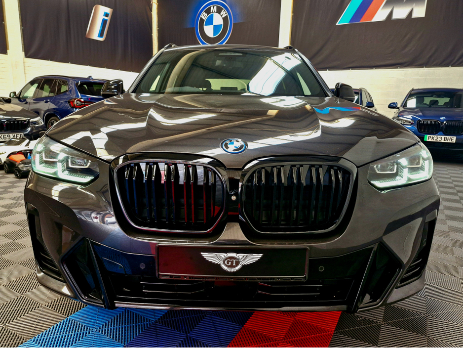 2023 BMW iX3 - image 2