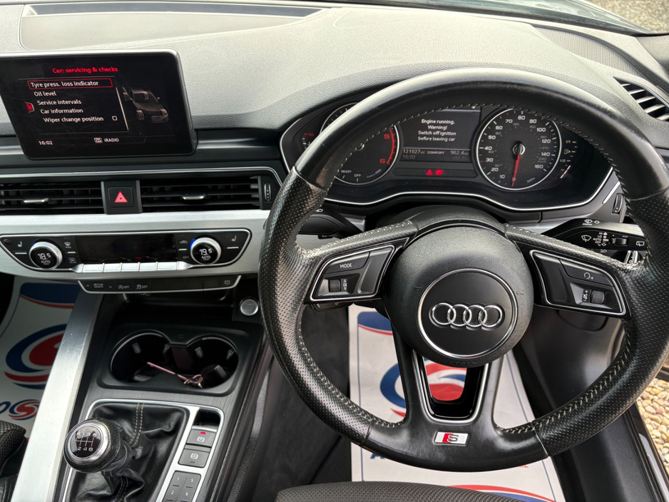 2016 Audi A4 - image 20