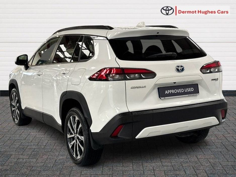 2023 Toyota Corolla Cross - image 2