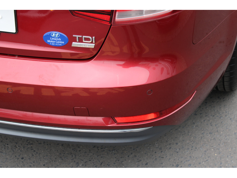 2017 Audi A4 - image 14