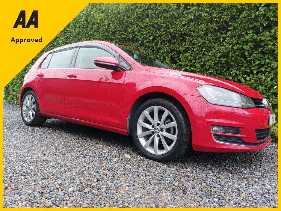 2016 Volkswagen Golf 1.4 TSI AUTOMATIC HIGHLINE 17" SPORTS ALLOYS REVERSE CAMERA AUTO HEADLIGHTS FACTORY IMMOBILISER KEYLESS ENTRY MULTI-FUNCTION STEERING WHEEL AUTO HOLD HANDBRAKE ONLY 40,150Kms 4 NEW TYRES NCT ROADT €16,995