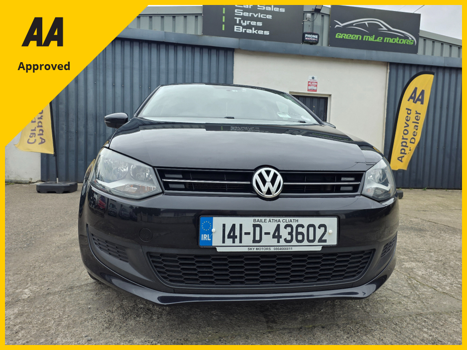 2014 Volkswagen Polo - image 2