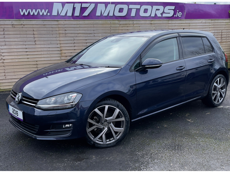 2016 Volkswagen Golf - image 2