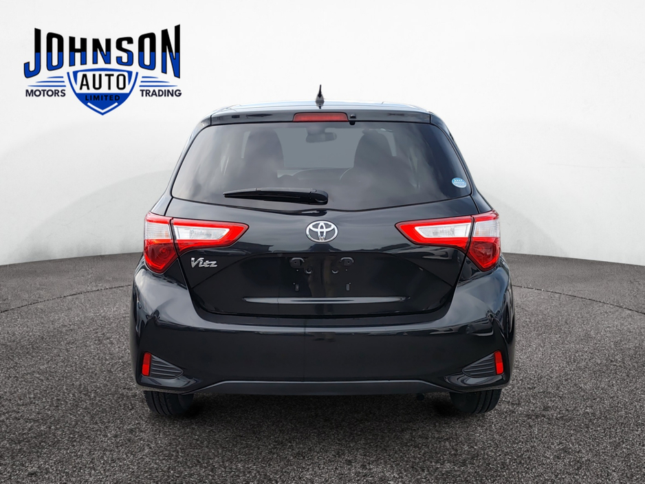 2018 Toyota Vitz - image 2
