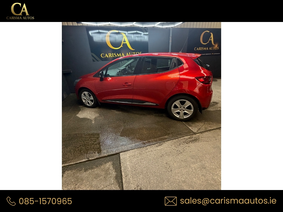 2015 Renault Clio - image 13