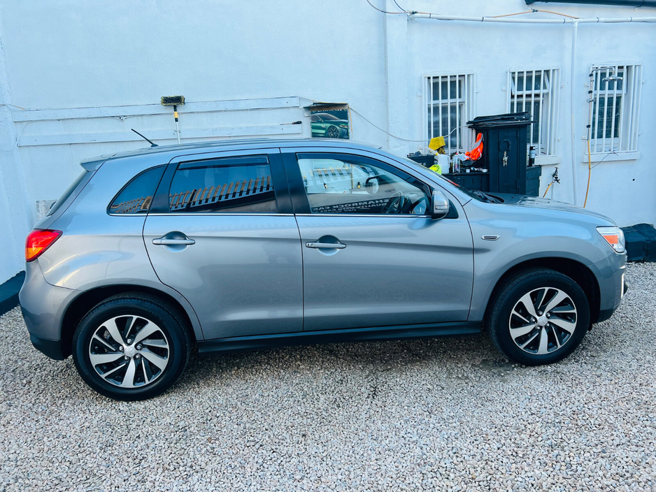 2015 Mitsubishi ASX - image 8