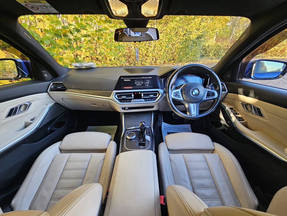 2019 BMW 3 Series - image 14