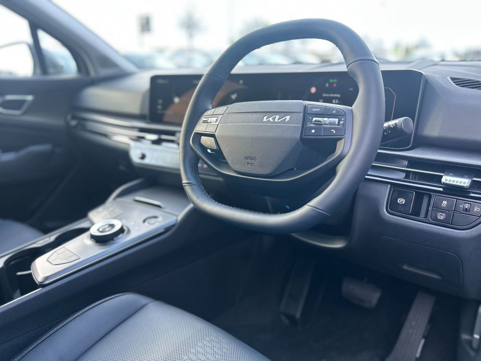 2026 Kia Sportage - image 6