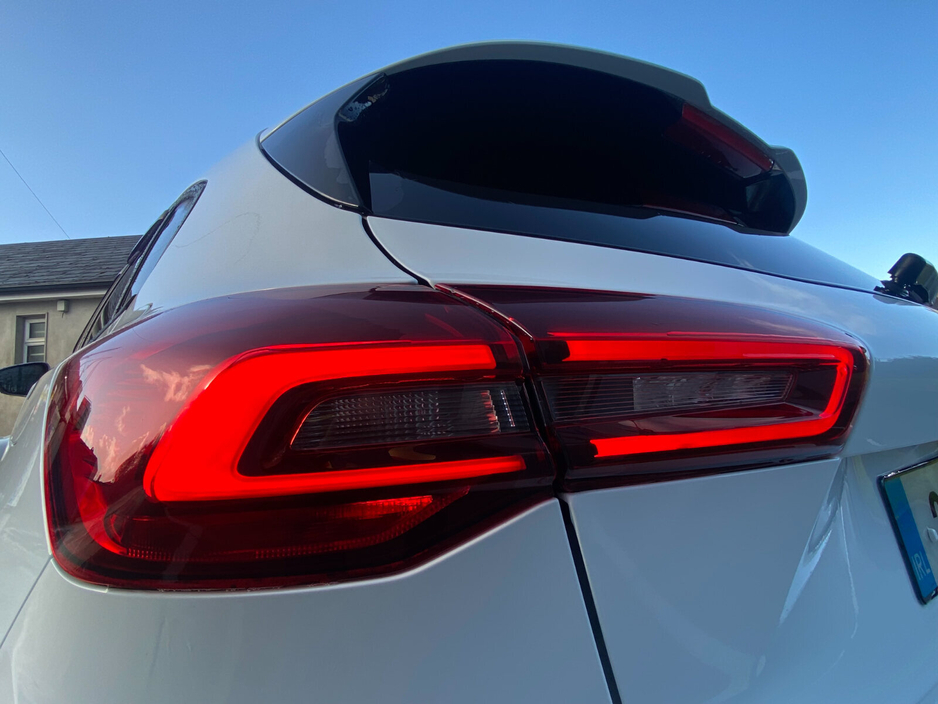 2023 Ford Focus - image 9