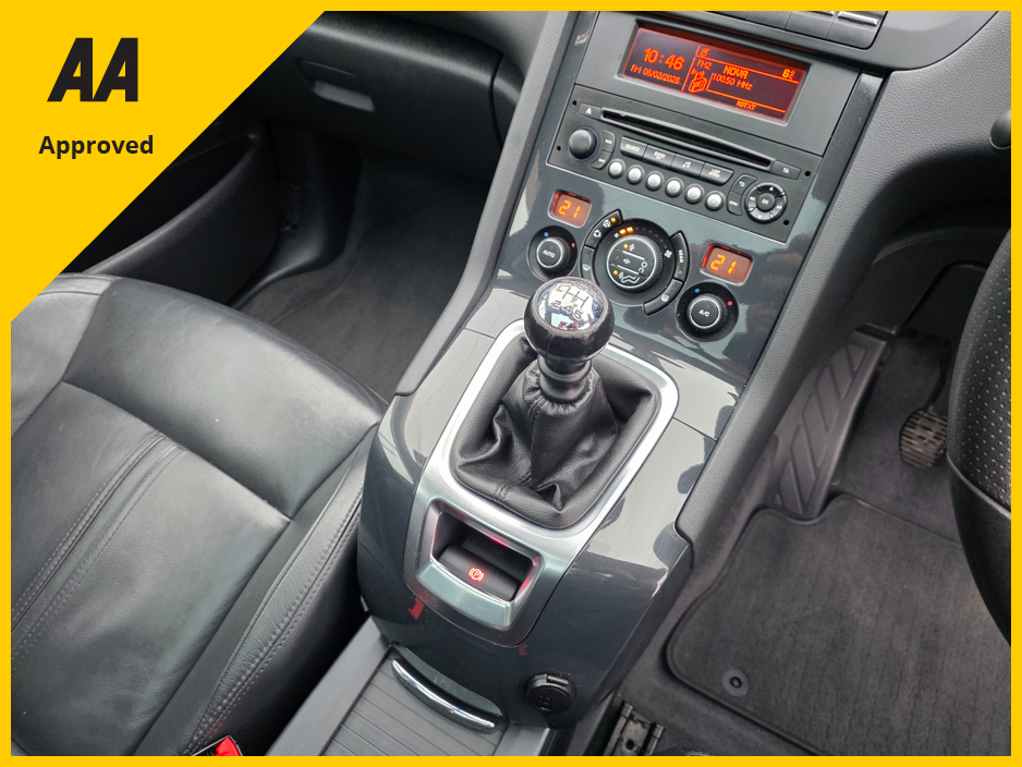 2016 Peugeot 5008 * ONLY 64K MILES * 7 SEATER €9,900