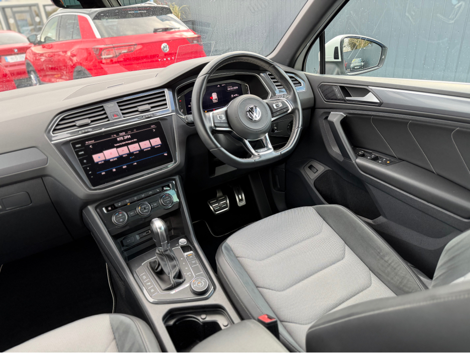 2019 Volkswagen Tiguan R-LINE 4WD - 2.0L DIESEL - AUTO - 12M WARRANTY - CAR: 1724 €32,950
