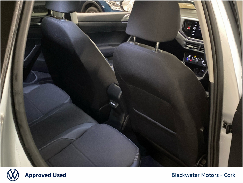 2024 Volkswagen Taigo - image 7