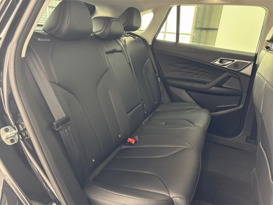 2026 MG HS - image 29