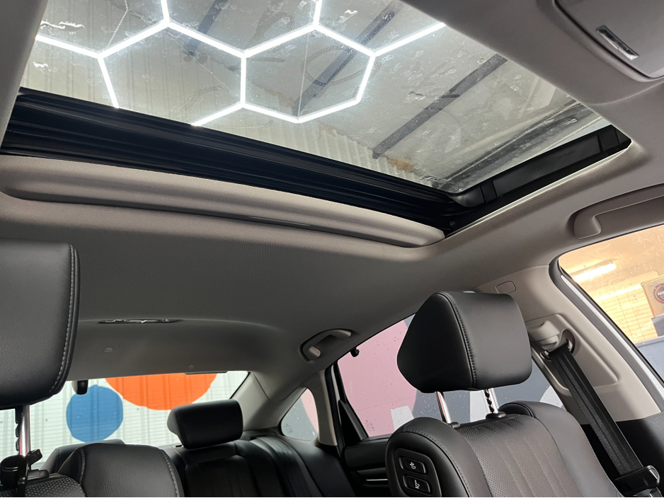 2022 Honda Accord €35950 2022 HONDA ACCORD EX 2.0 HYRBID / 56K KMS / ADAPTIVE CRUISE CONTROL, HEATED SEATS, REVERSE CAMERA & MORE €35,950