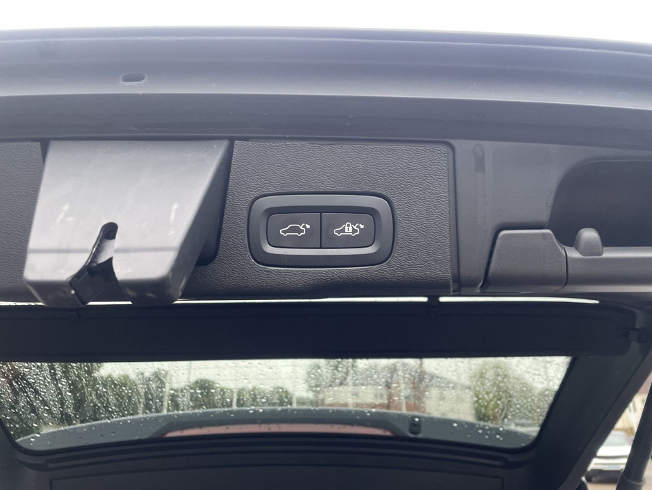 2023 Volvo XC60 Plus