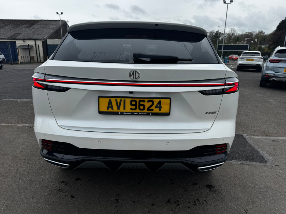 2025 MG HS - image 4
