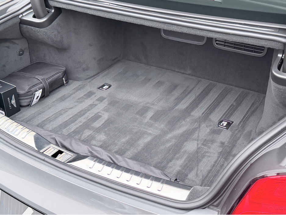 2026 Bentley Flying Spur - image 23