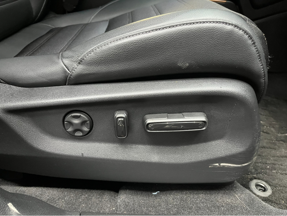 2021 Honda CR-V €32950 2021 HONDA CR-V HEV EX 2.0 AUTOMATIC / CRUISE CONTROL / REVERSE CAMERA / ELECTRIC MEMORY & HEATED SEATS / PADDLE SHIFTERS €32,950