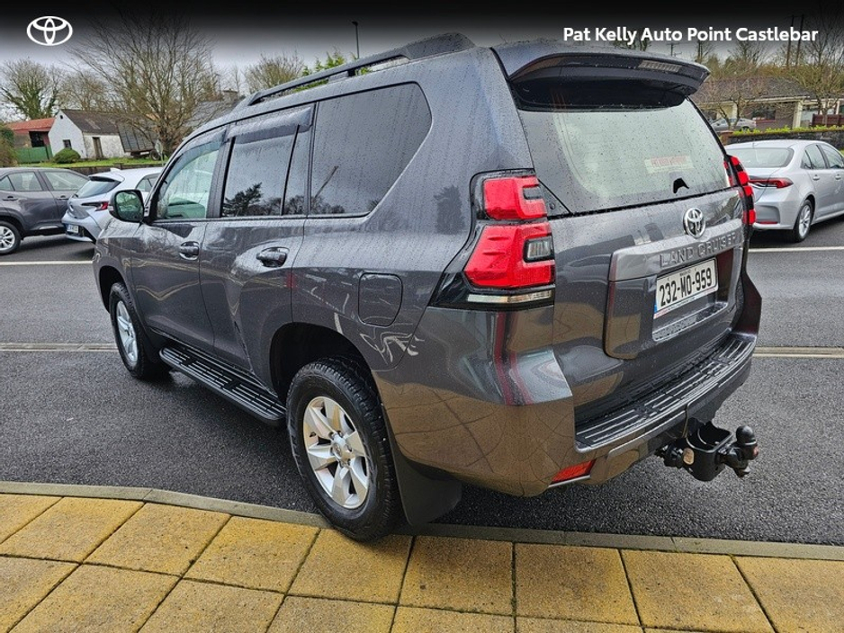 2023 Toyota Landcruiser - image 19