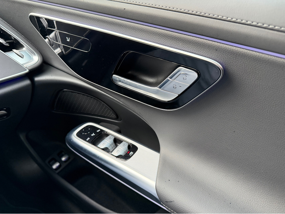 2024 Mercedes-Benz E Class STUNNING LOOKING URBAN EDITION HYBRID PHEV//STUNNING IN ALPINE GREY//VERY LOW MILEAGE//SIMI AND AA DEALER €66,950