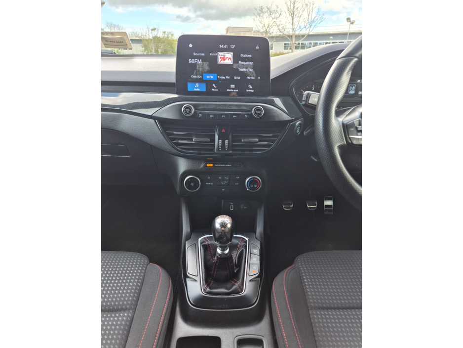 2020 Ford Focus - image 14