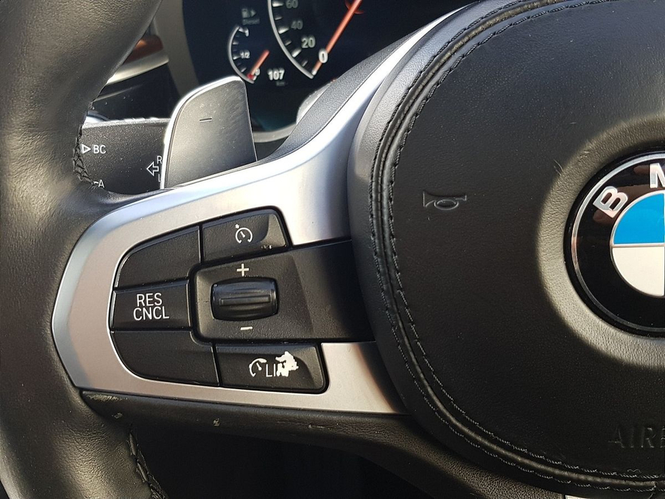 2019 BMW 5 Series - image 15