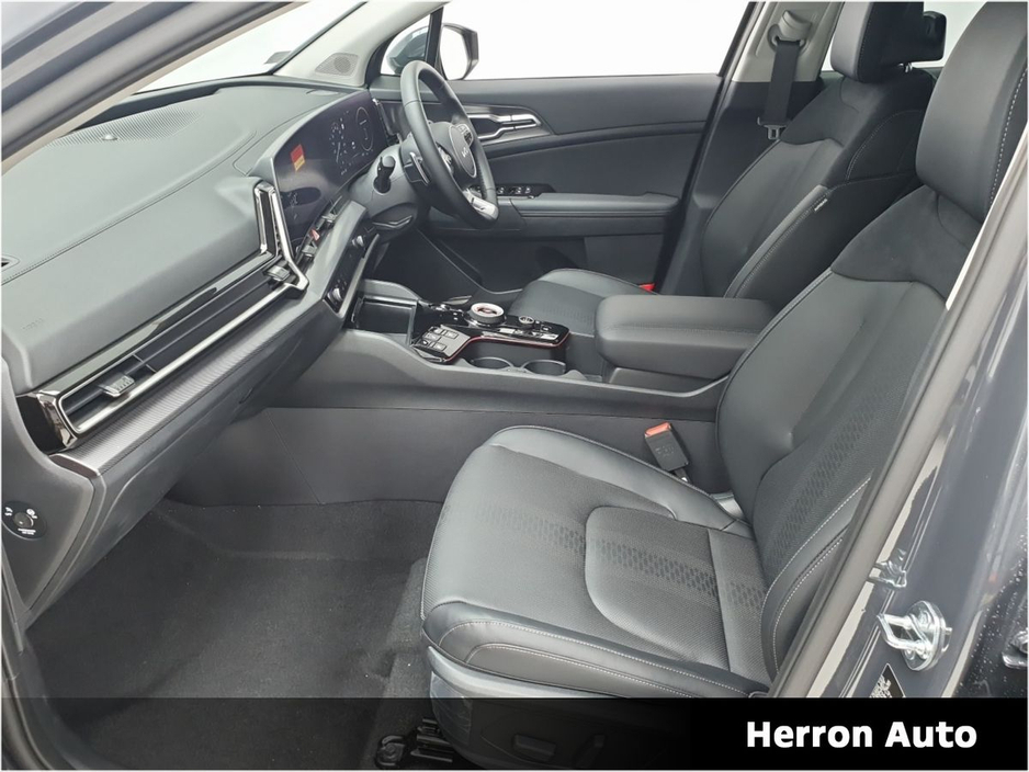 2026 Kia Sportage - image 6