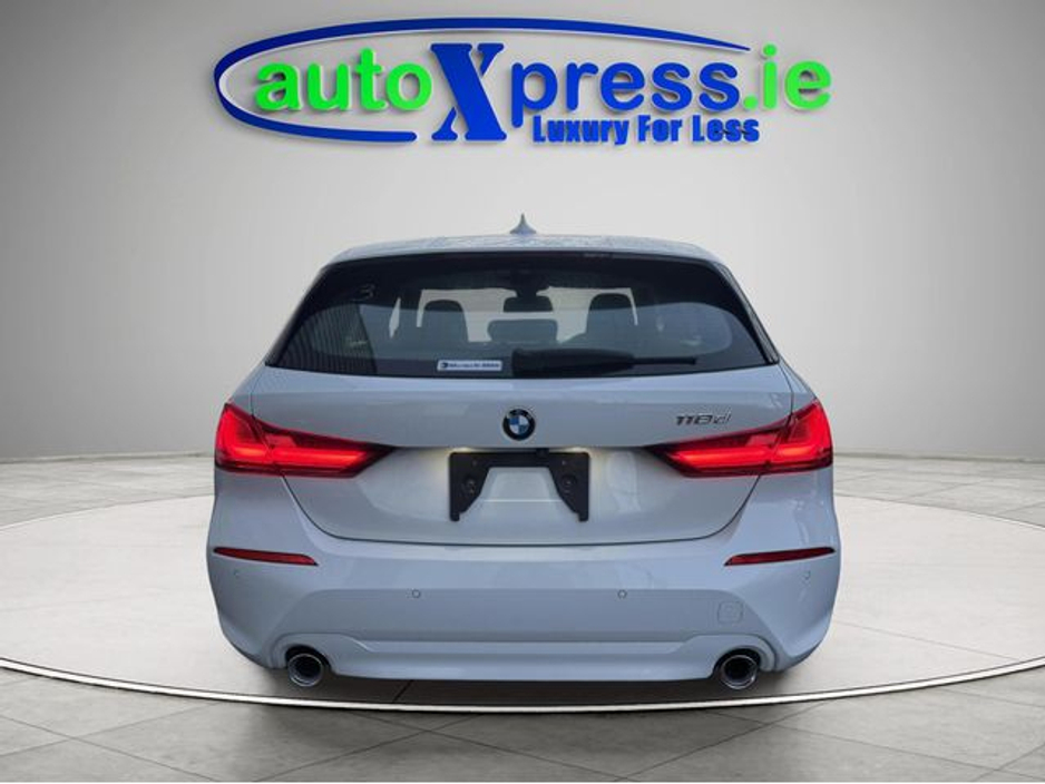 2020 BMW 1 Series - image 5