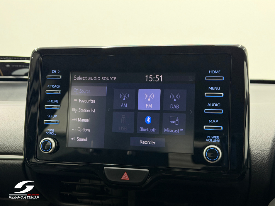 2024 Toyota Yaris - image 24