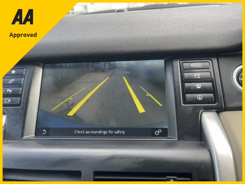 2017 Land Rover Discovery Sport - image 8