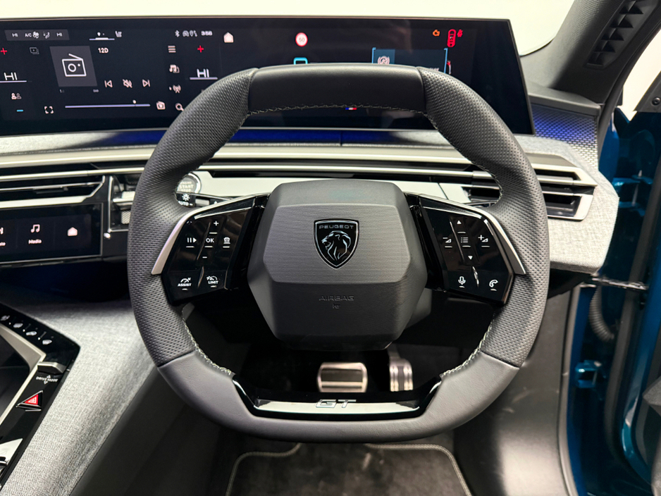 2025 Peugeot 5008 GT €49,990