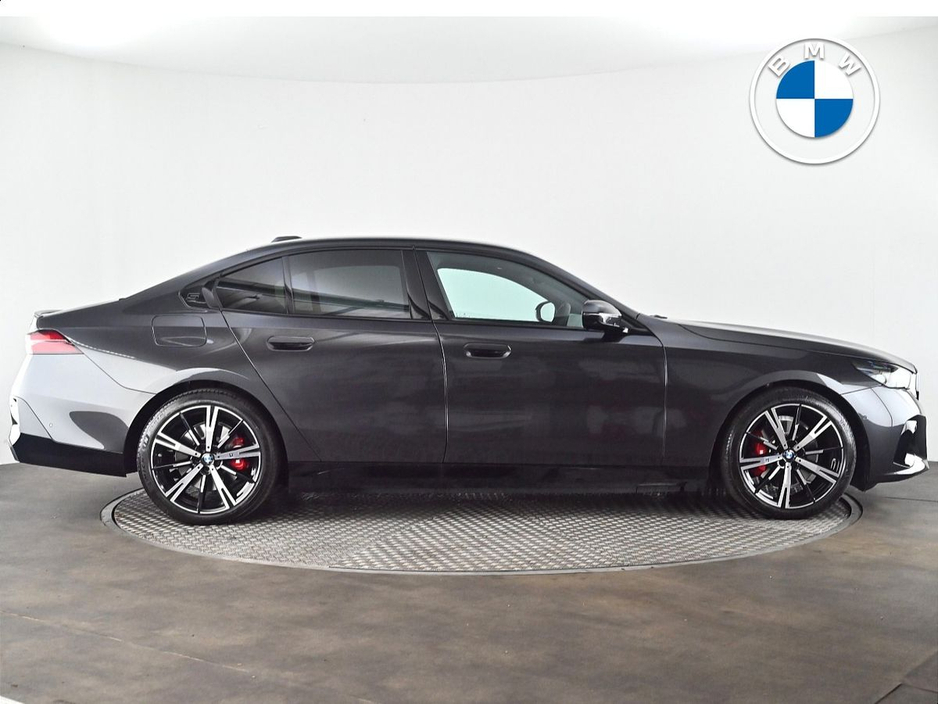 2025 BMW 5 Series 530e M Sport Pro Saloon €75,900