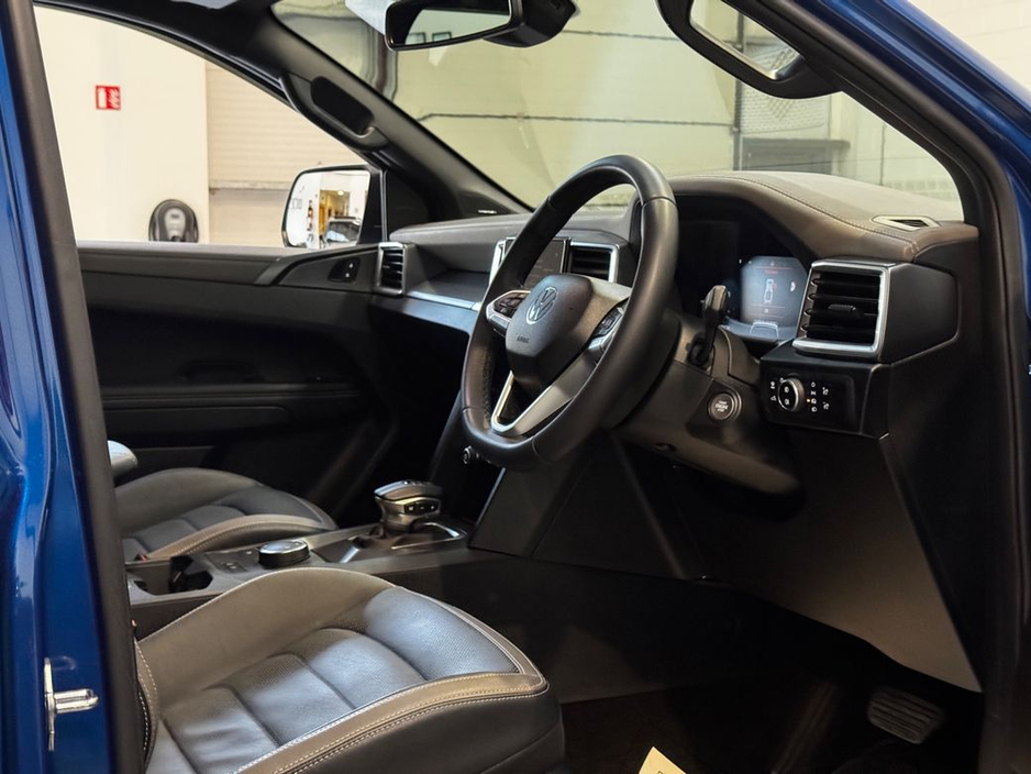 2025 Volkswagen Amarok - image 18